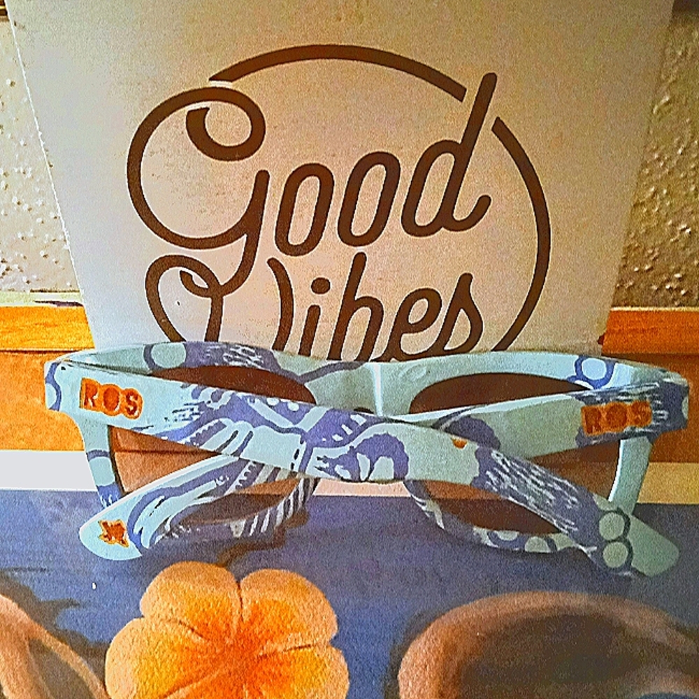 1 of 1 Austin, TX Street Artist Jason Eatherly "Queen Eli" Sunglasses